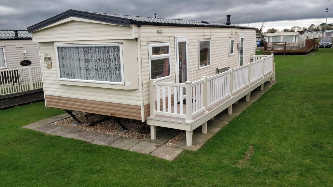 6 Berth Heated On The Chase Apartment Skegness Exterior photo