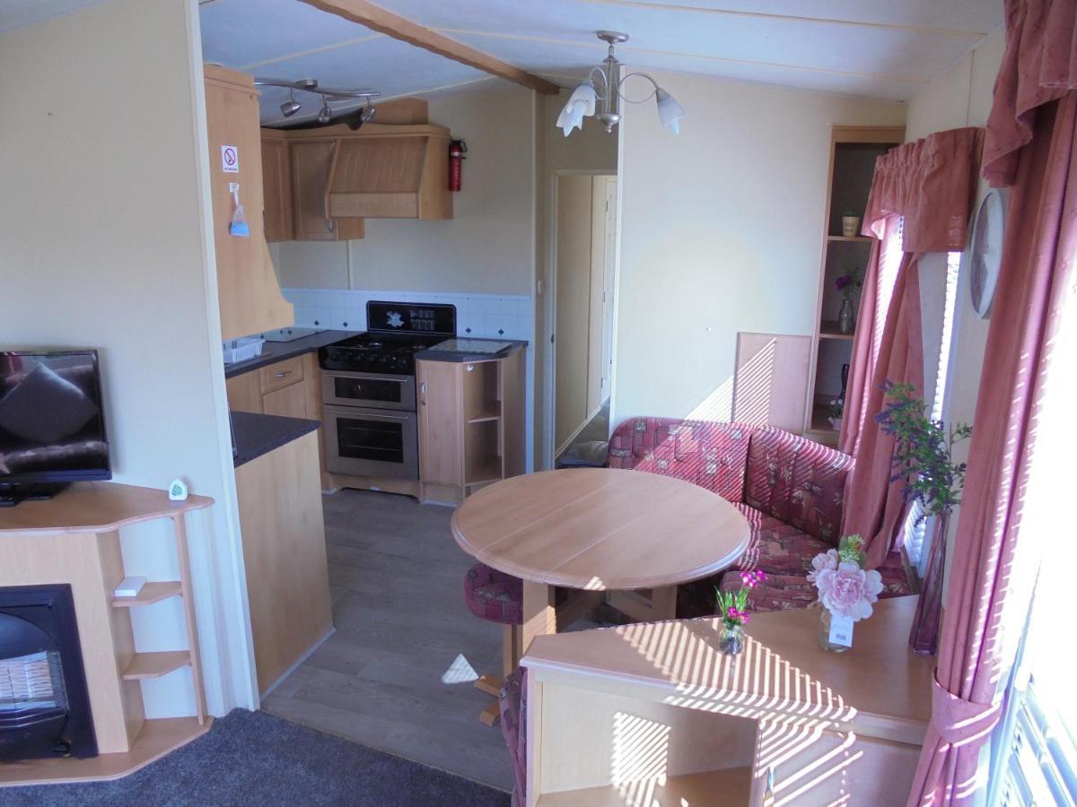 6 Berth Heated On The Chase Apartment Skegness Exterior photo
